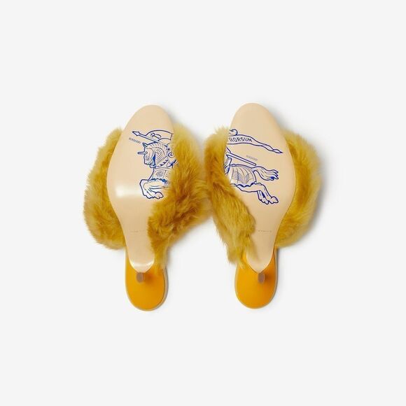 NWT Burberry Minnie Shearling Fur Slide Sandals Yellow 36 - Picture 5 of 11